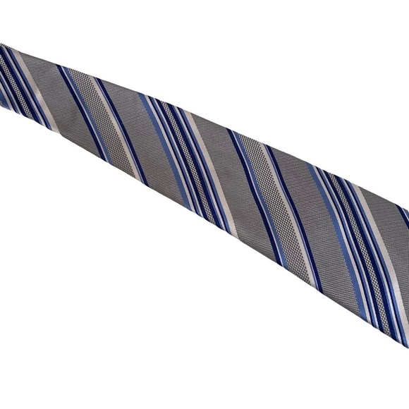 Authentic Balmain Silk Tie - Picture 4 of 6